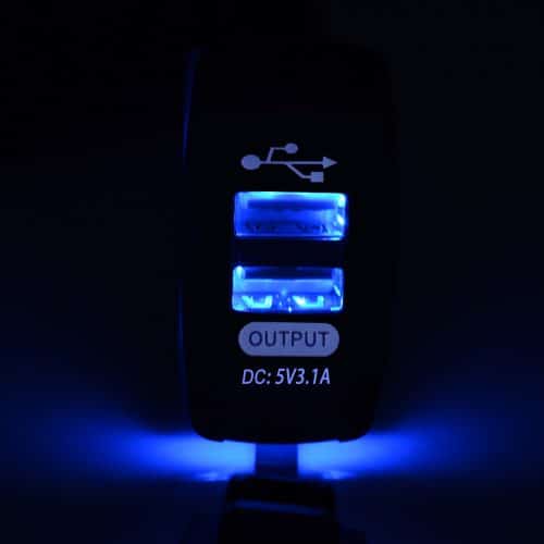 auto usb aljzat 2