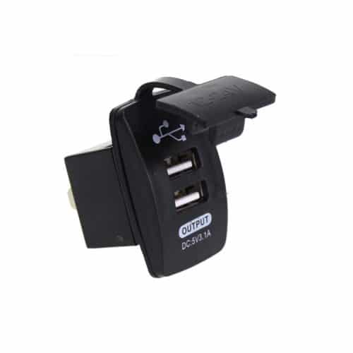 usb aljzat autoba 5