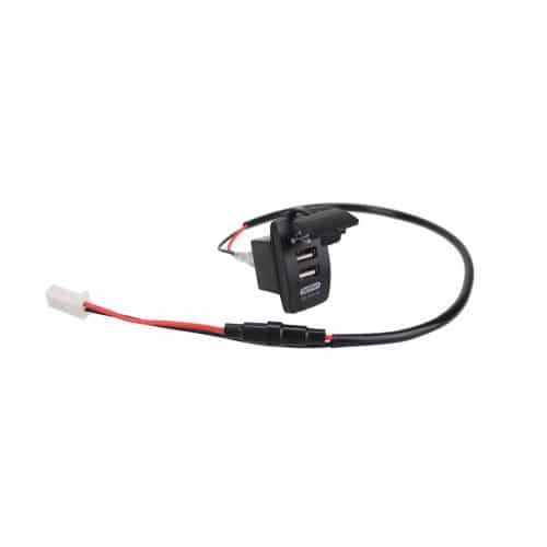 usb aljzat autoba 7
