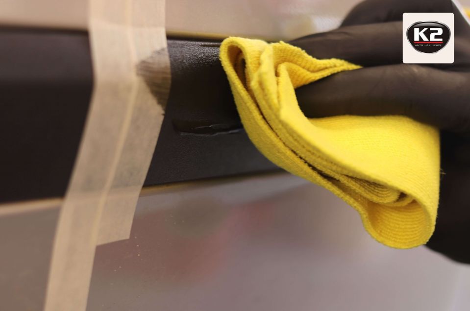 Fekete szín visszaállító krém 250g 7 Fekete szín visszaállító krém 250g - Image 7